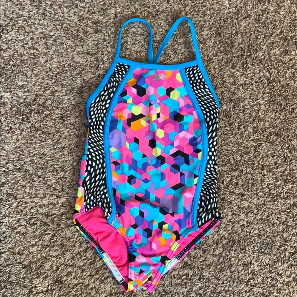Girls speedo swimsuit